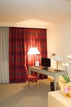 Garden Hotel Arezzo 3*,