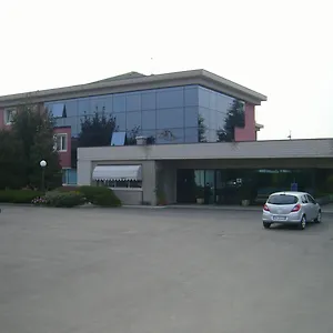 https://art-hotel-treviolo.it-lombardy.com