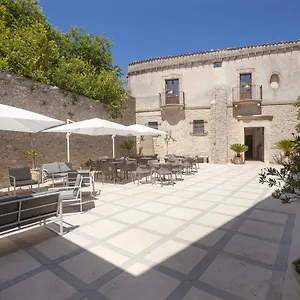 https://il-carmine.sicilyhotelsitaly.net